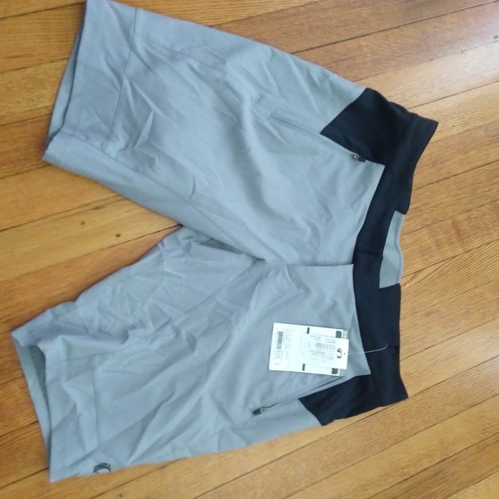 Pearl Izumi Summit bike shorts